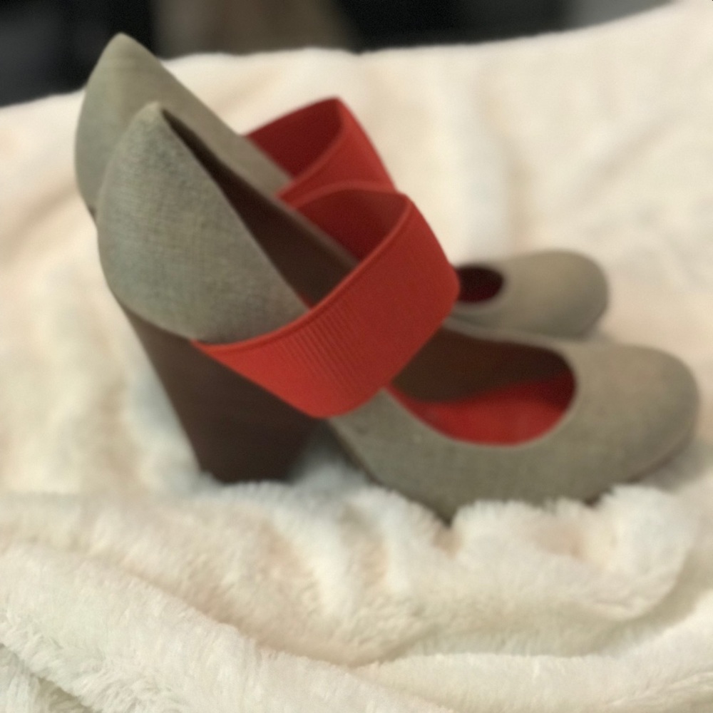 BCBGMaxAzria Heels